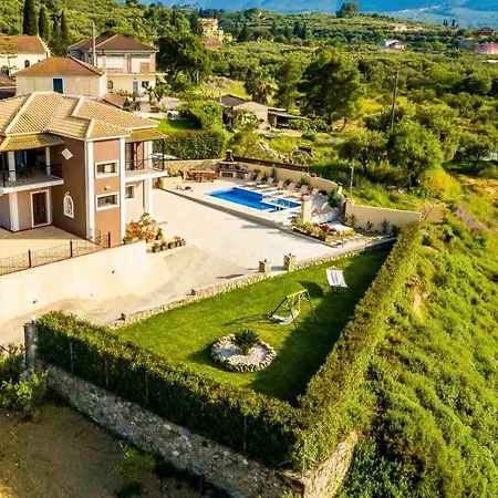 Maggie Alonia Villa Áno Yerakaríon