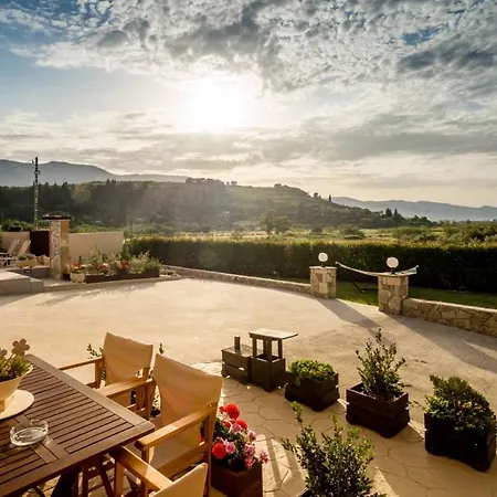 Villa Maggie Alonia Áno Yerakaríon